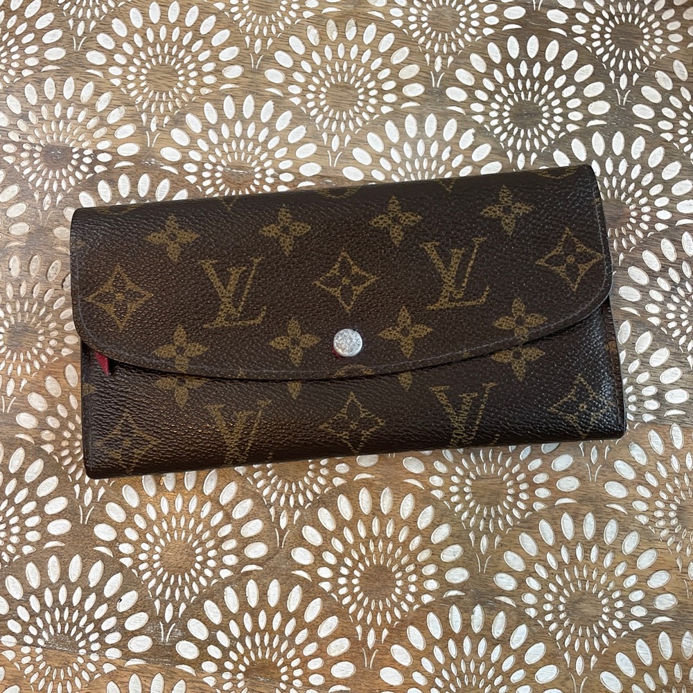 Louis Vuitton Emilie Cherry